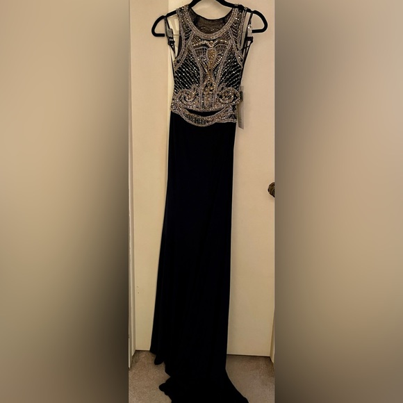 Alyce Size 2 Navy BlueTwo Piece Formal Gown Amazing Beading Shiny Prom Party - Picture 6 of 7